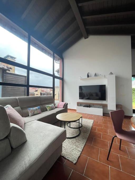 Villa Giraldillo Colunga Exterior photo